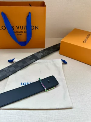 LOUIS VUITTON BELT - B0318