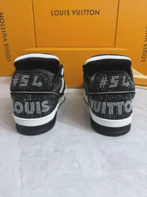LOUIS VUITTON TRAINER SNEAKERS – LSVT414