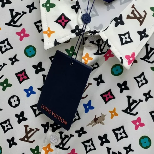 LV Short-Sleeved Shirt - LVS032