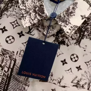 LV Short-Sleeved Shirt - LVS033
