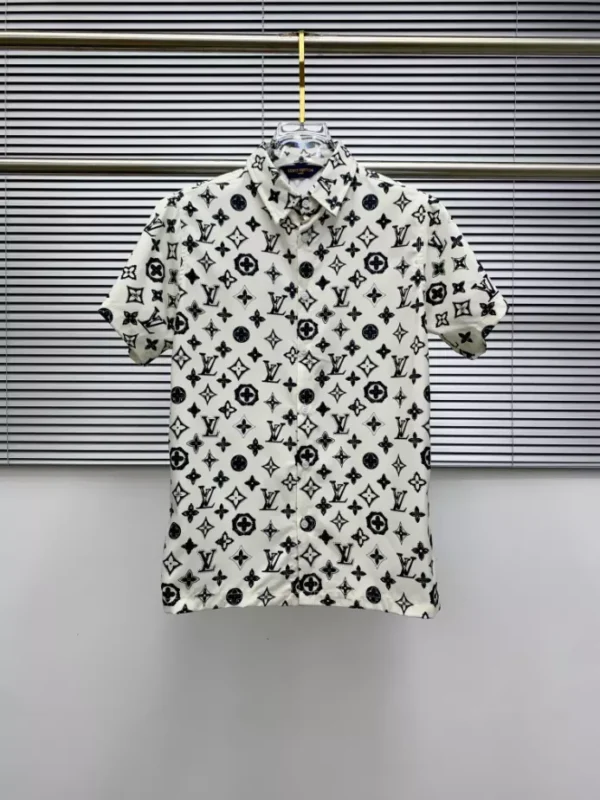 LV Short-Sleeved Shirt - LVS035