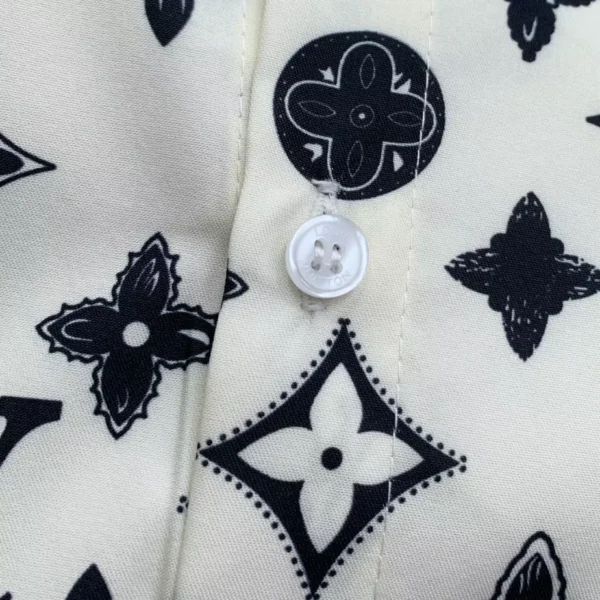 LV Short-Sleeved Shirt - LVS035