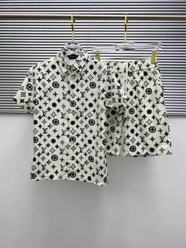 LV Short-Sleeved Shirt - LVS035