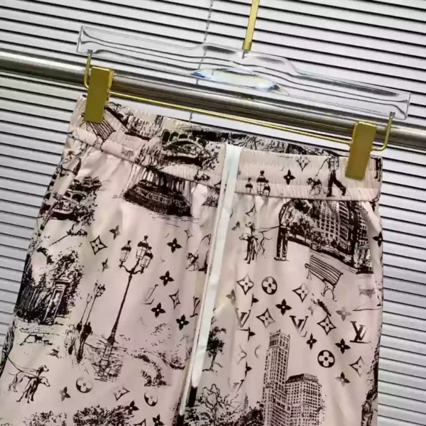 LV Swim Shorts - SW244