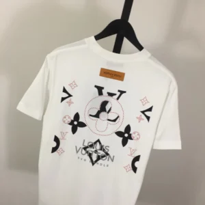 Louis Vuitton T-shirt - LSVT0256