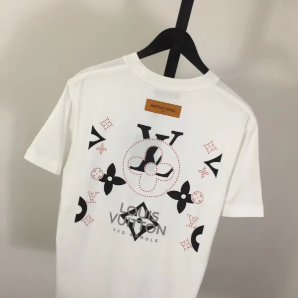 Louis Vuitton T-shirt - LSVT0256