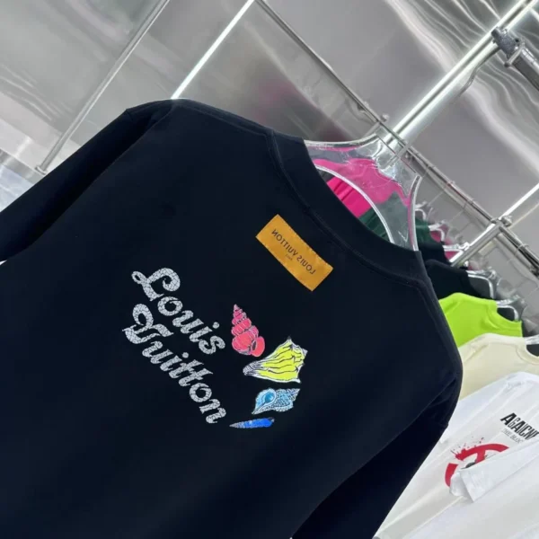 Louis Vuitton T-shirt - LSVT0257