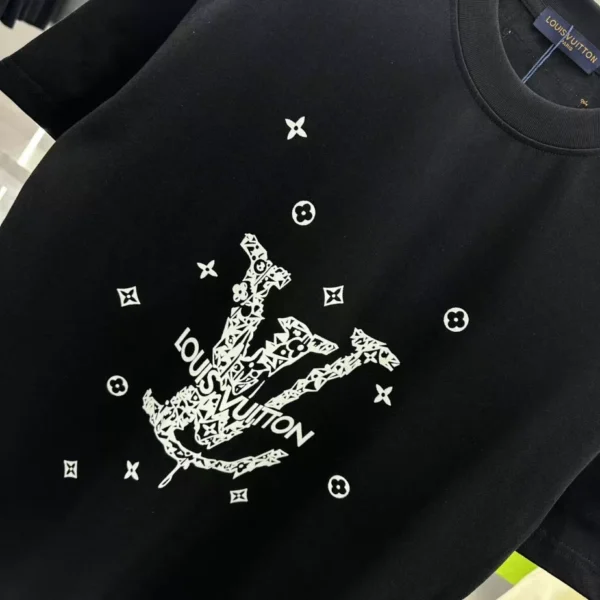 Louis Vuitton T-shirt - LSVT0258