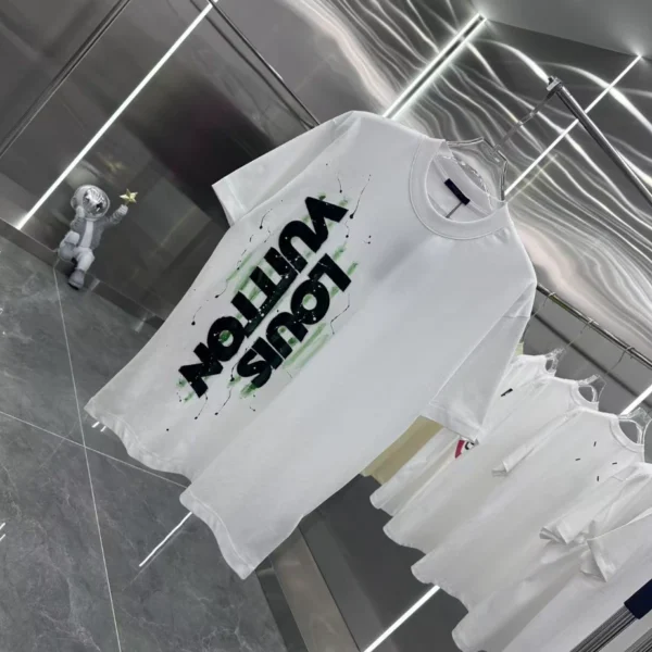 Louis Vuitton T-shirt - LSVT0263