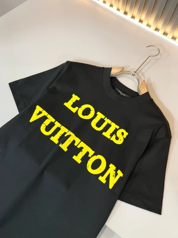 Louis Vuitton T-shirt - LSVT0264