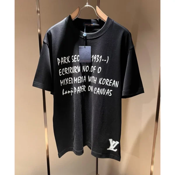 Louis Vuitton T-shirt - LSVT0266