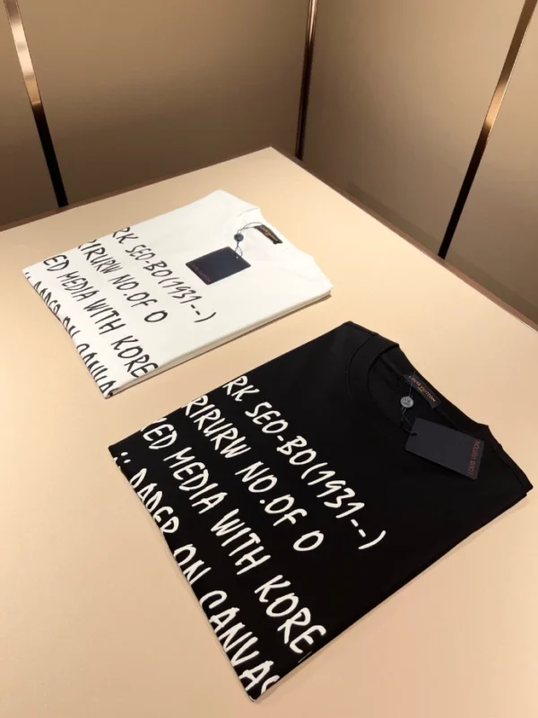 Louis Vuitton T-shirt - LSVT0266