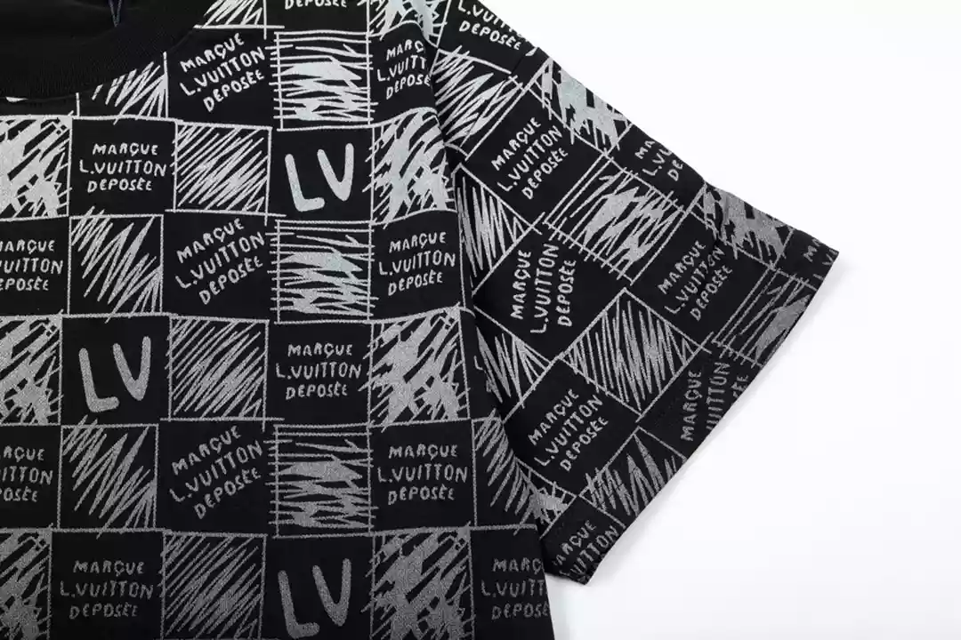 Louis Vuitton T-shirt - LSVT0267