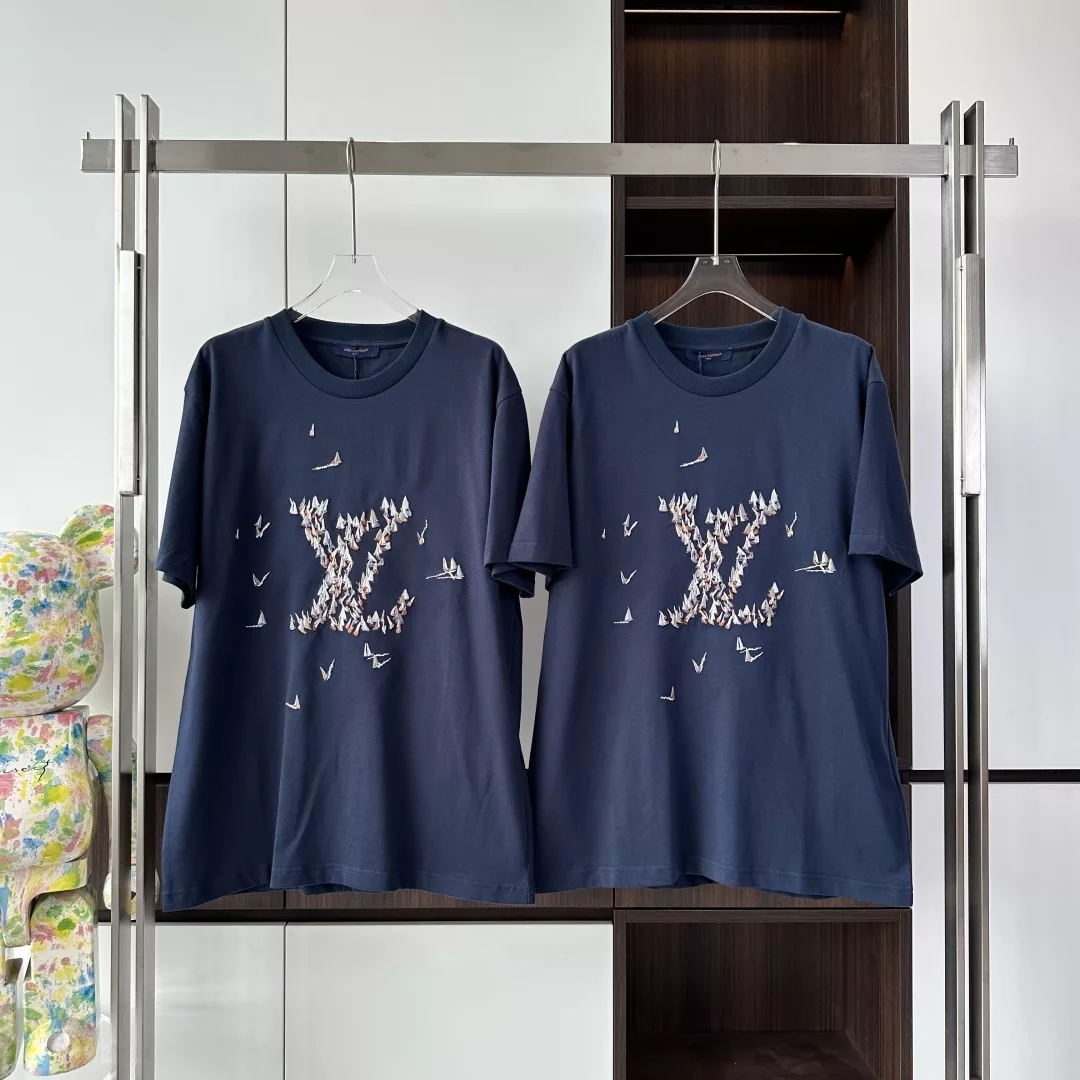 EMBROIDERED COTTON T-SHIRT IN BLUE - LSVT0283