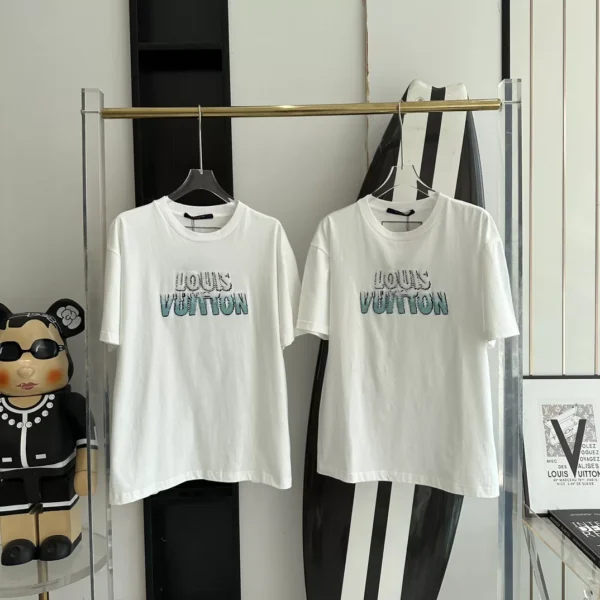 LV LOGO T-SHIRT IN WHITE - LSVT0298