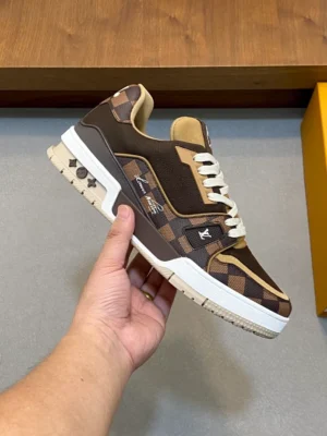 LOUIS VUITTON TRAINER SNEAKERS – LSVT419