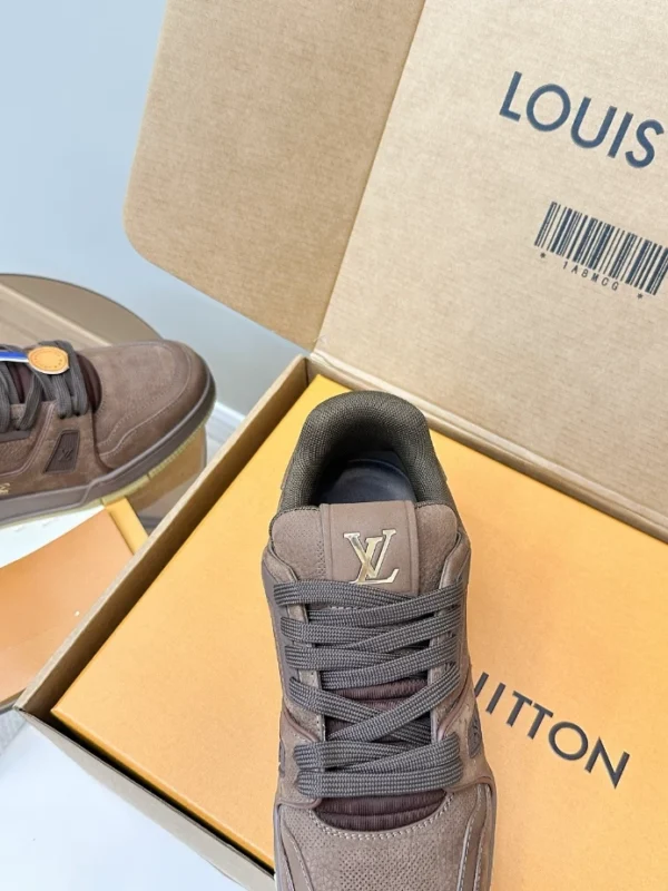 LOUIS VUITTON TRAINER SNEAKERS – LSVT423