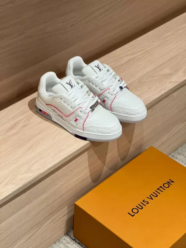 LOUIS VUITTON TRAINER SNEAKERS – LSVT424