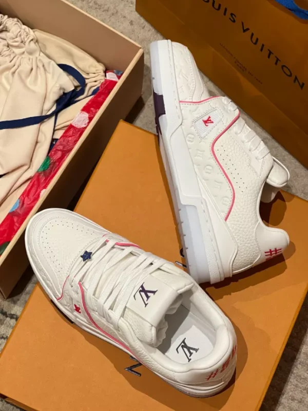 LOUIS VUITTON TRAINER SNEAKERS – LSVT424