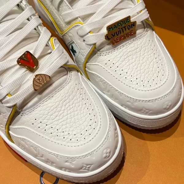 LOUIS VUITTON TRAINER SNEAKERS – LSVT425
