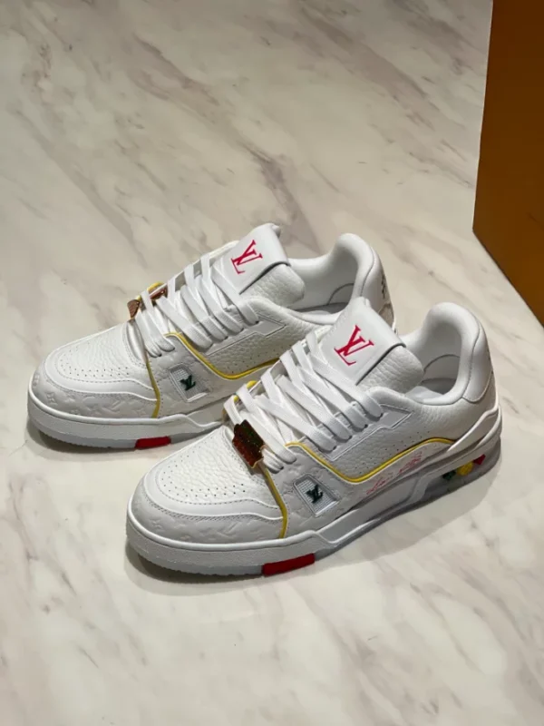 LOUIS VUITTON TRAINER SNEAKERS – LSVT425