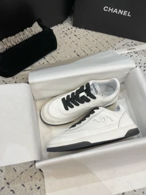CHANEL SNEAKERS – CNS026
