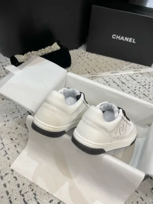 CHANEL SNEAKERS – CNS026