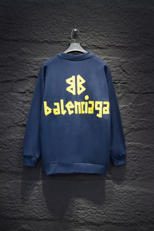 Balenciaga Sweatshirts - SBH055