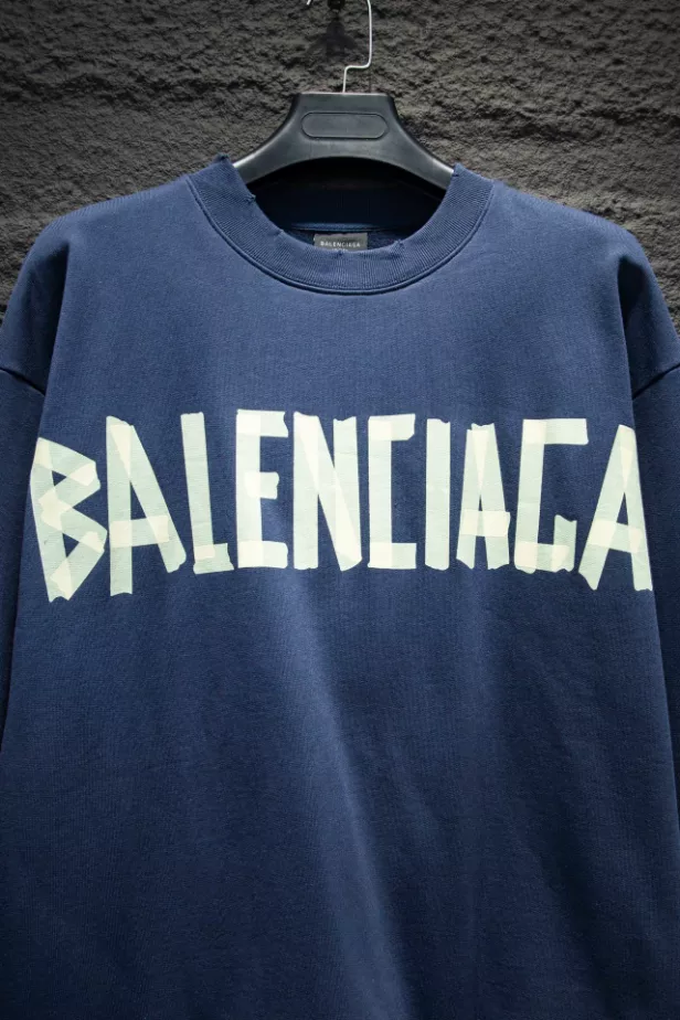 Balenciaga Sweatshirts - SBH055
