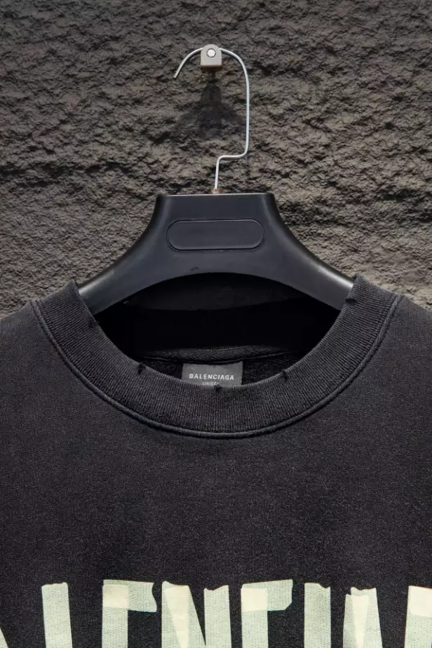 Balenciaga Sweatshirts - SBH058