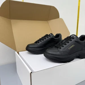 CHANEL SNEAKERS – CNS003