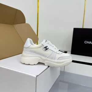 CHANEL SNEAKERS – CNS004
