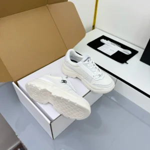 CHANEL SNEAKERS – CNS004
