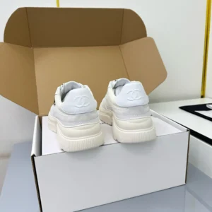 CHANEL SNEAKERS – CNS004