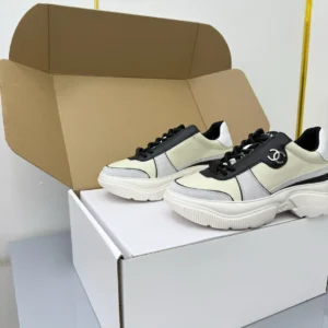 CHANEL SNEAKERS – CNS006
