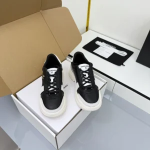 CHANEL SNEAKERS – CNS007
