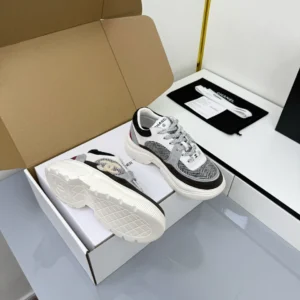 CHANEL SNEAKERS – CNS009