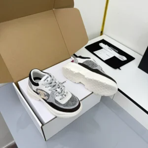 CHANEL SNEAKERS – CNS009