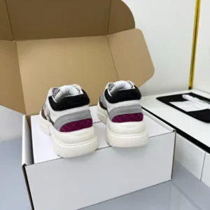 CHANEL SNEAKERS – CNS009