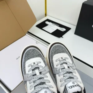 CHANEL SNEAKERS – CNS009