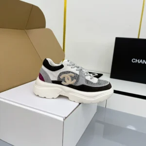 CHANEL SNEAKERS – CNS009