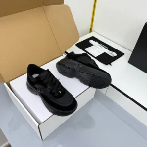 CHANEL SNEAKERS – CNS011