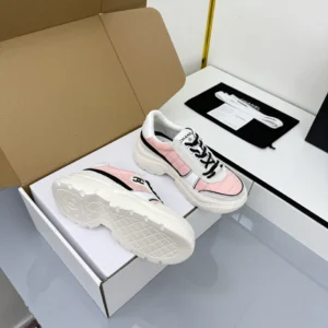 CHANEL SNEAKERS – CNS012