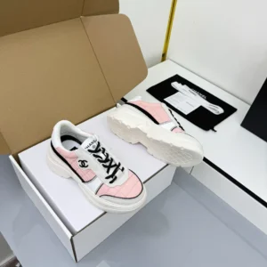 CHANEL SNEAKERS – CNS012