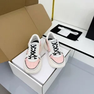 CHANEL SNEAKERS – CNS012
