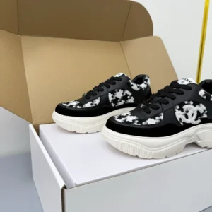 CHANEL SNEAKERS – CNS013