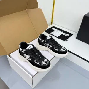 CHANEL SNEAKERS – CNS013