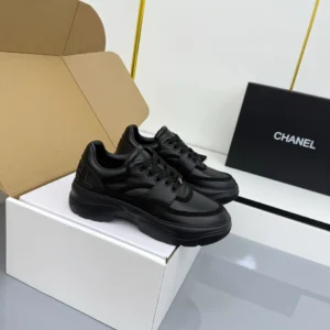CHANEL SNEAKERS – CNS018