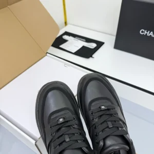 CHANEL SNEAKERS – CNS018