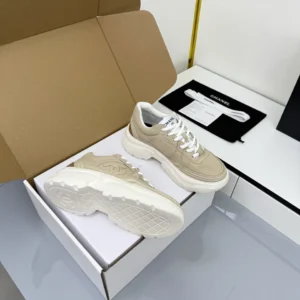 CHANEL SNEAKERS – CNS019